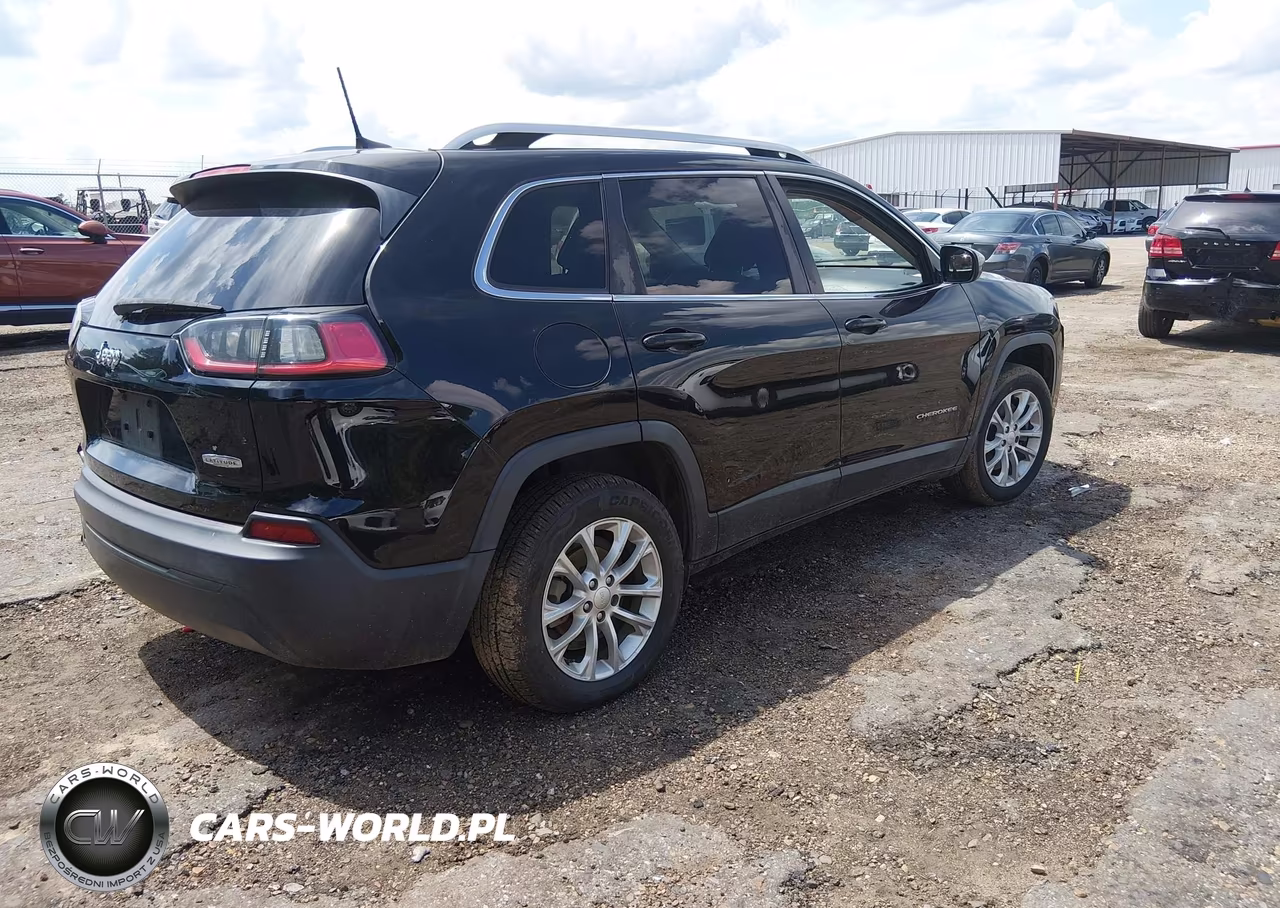 2019 Jeep Cherokee Latitude Fwd VIN:1C4PJLCB1KD149720 - 4