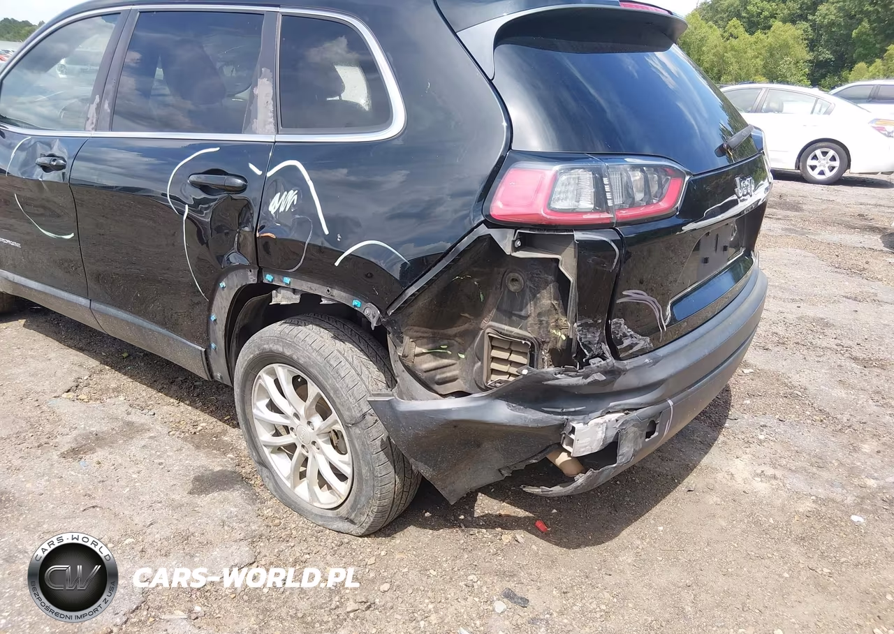 2019 Jeep Cherokee Latitude Fwd VIN:1C4PJLCB1KD149720 - 6