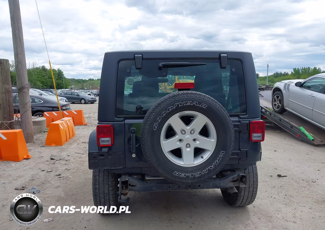 2016 Jeep Wrangler Sport VIN:1C4AJWAG6GL286591 - 16