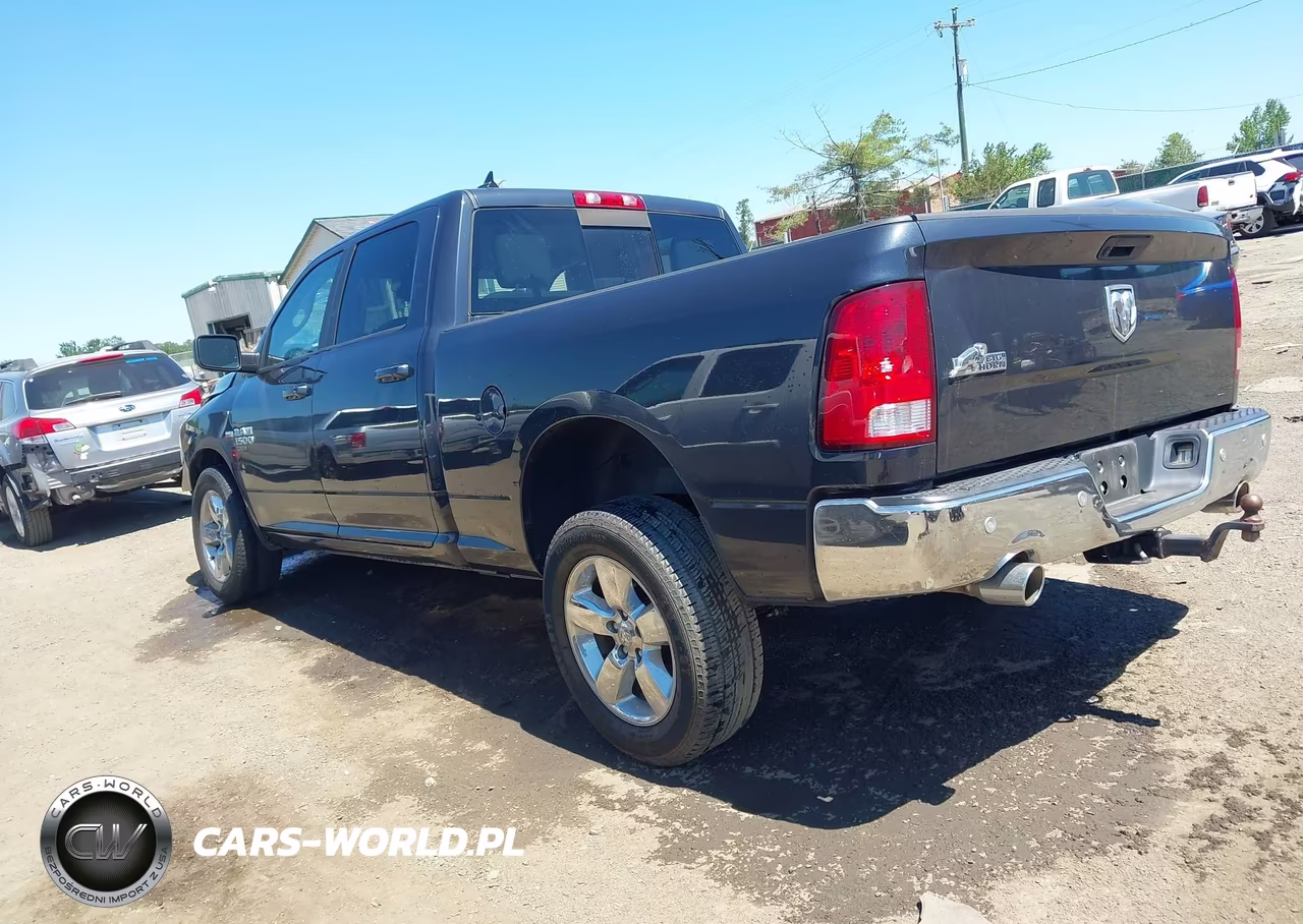 2019 Ram 1500 Classic Big Horn 4X2 6'4 Box VIN:1C6RR6TT2KS701871 - 3