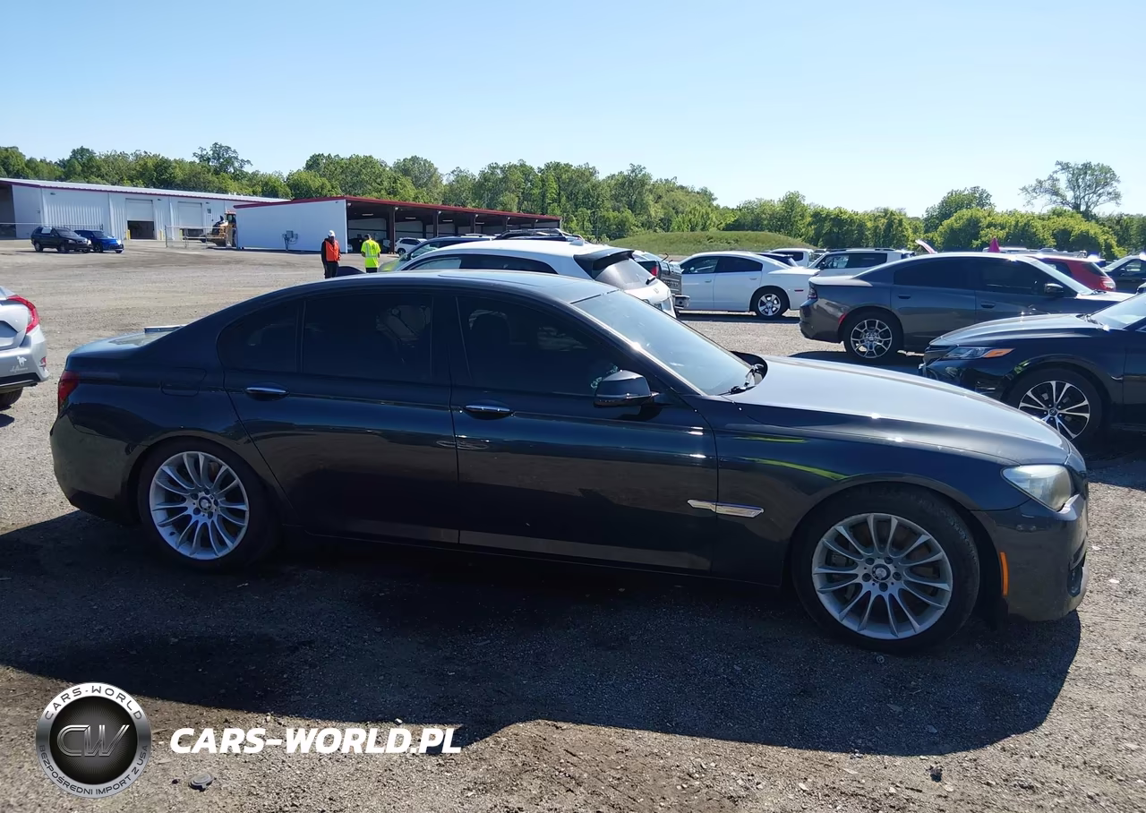 2013 BMW 750I VIN:WBAYA8C50DC996553 - 13