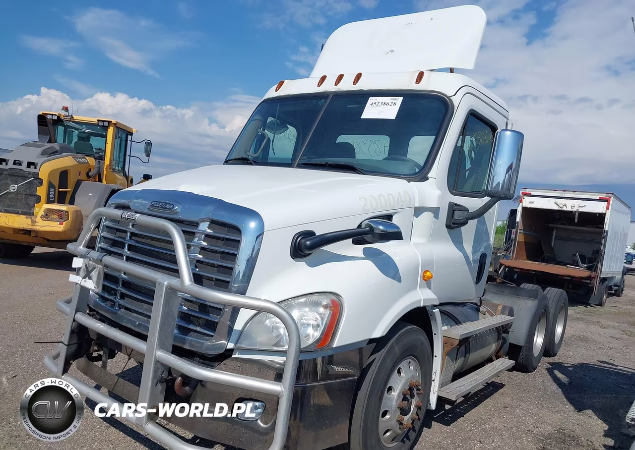 2013 Freightliner Cascadia 113 VIN:1FUJGBDV0DLBW3989 - 2