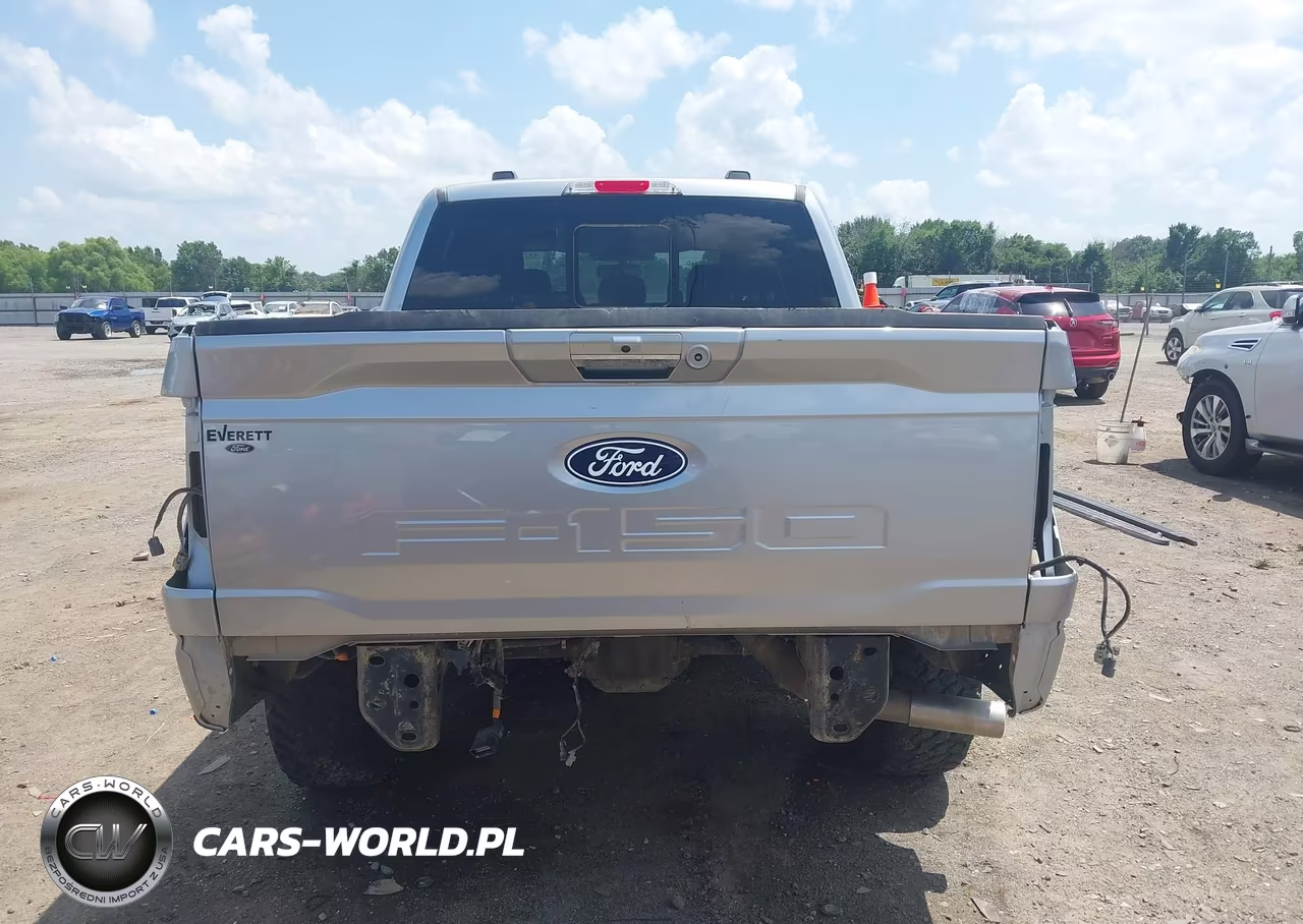 2024 Ford F-150 Xlt VIN:1FTFW3L56RFB23572 - 17