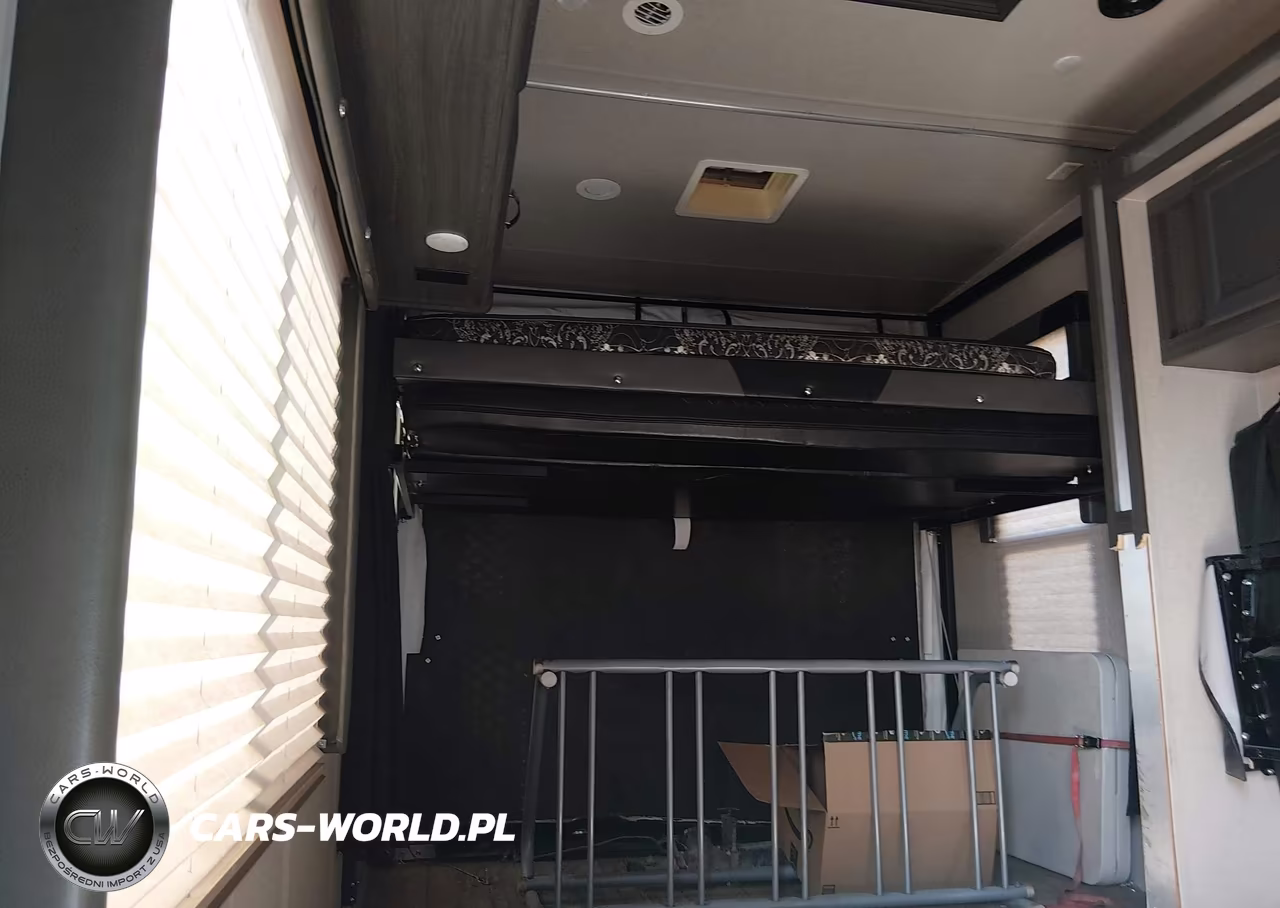 2018 Genesis Supreme VIN:1G91FEK25JP467170 - 8