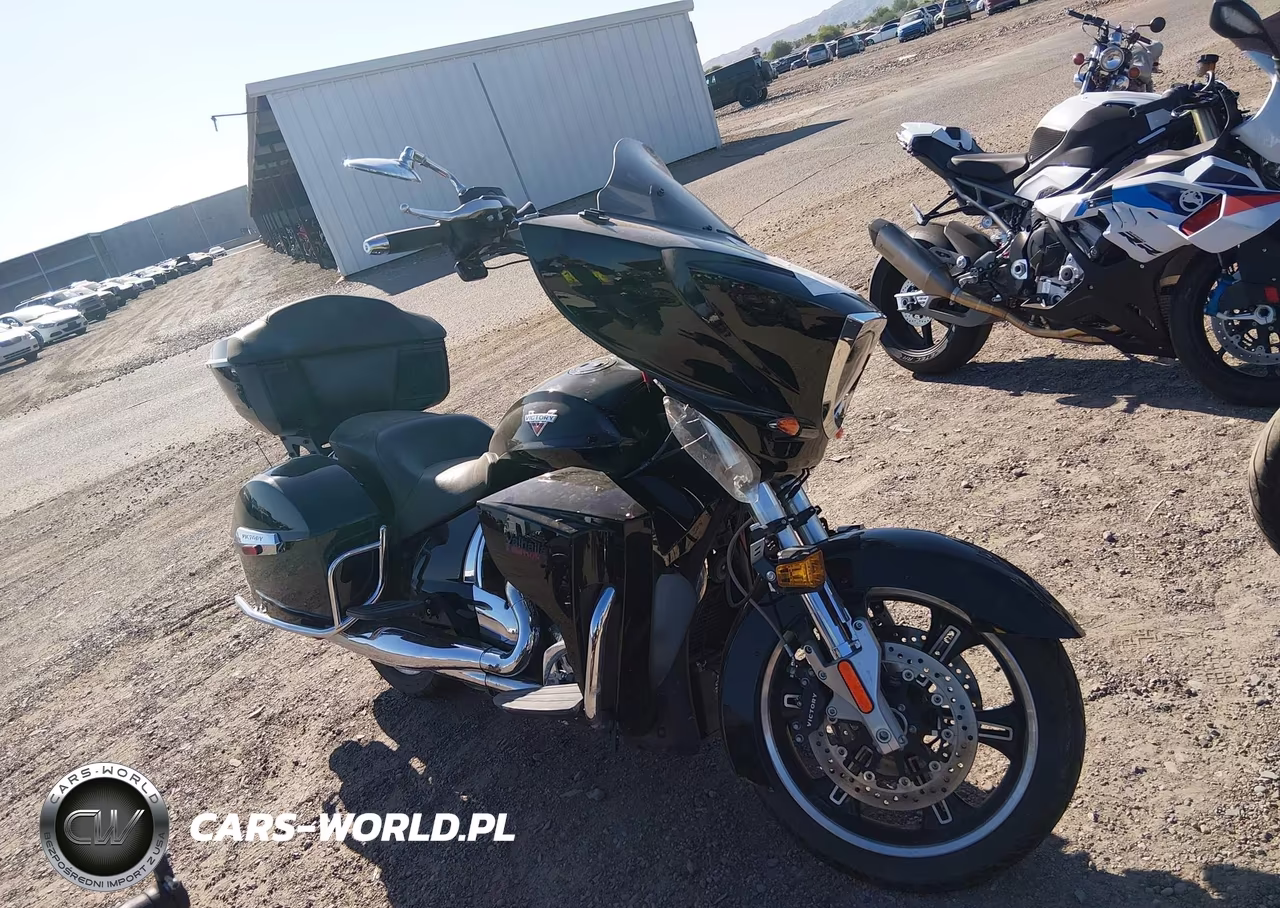 2016 Victory Motorcycles Cross Country Tour – zdjęcie 1 z 18
