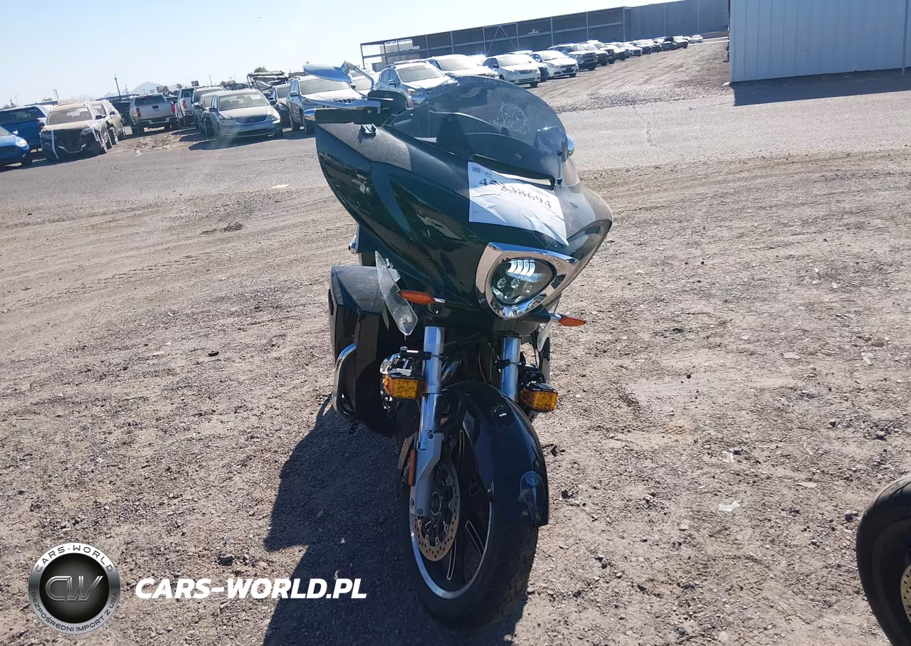2016 Victory Motorcycles Cross Country Tour VIN:5VPTW36N6G3049875 - 15