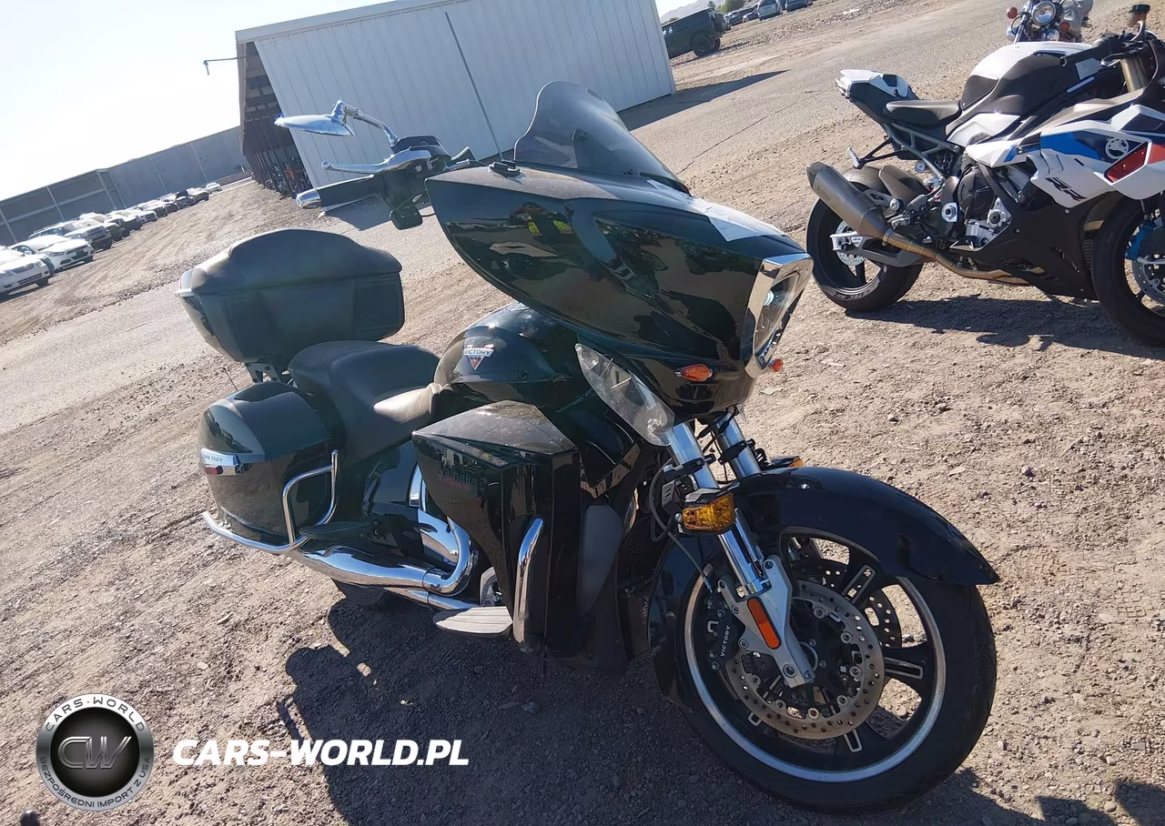 2016 Victory Motorcycles Cross Country Tour VIN:5VPTW36N6G3049875 - 16