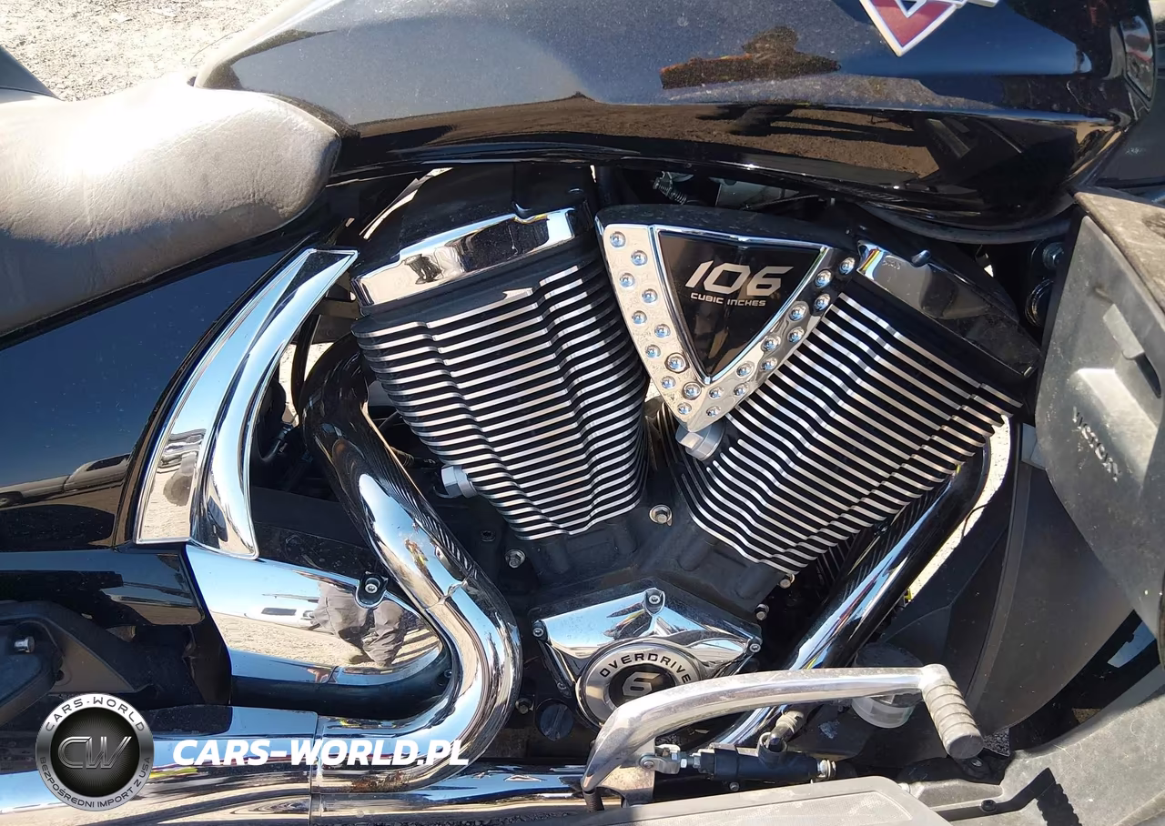 2016 Victory Motorcycles Cross Country Tour VIN:5VPTW36N6G3049875 - 8