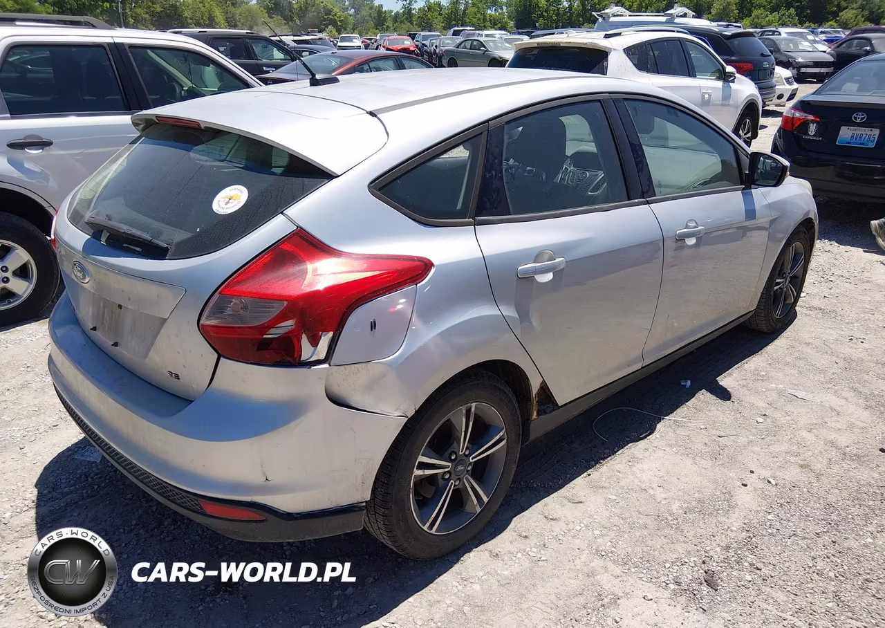 2012 Ford Focus Se VIN:1FAHP3K2XCL361355 - 4