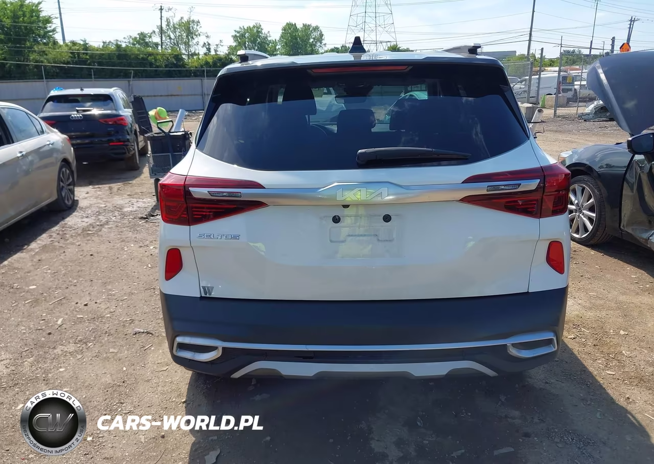 2023 Kia Seltos S VIN:KNDEU2AA2P7402519 - 17