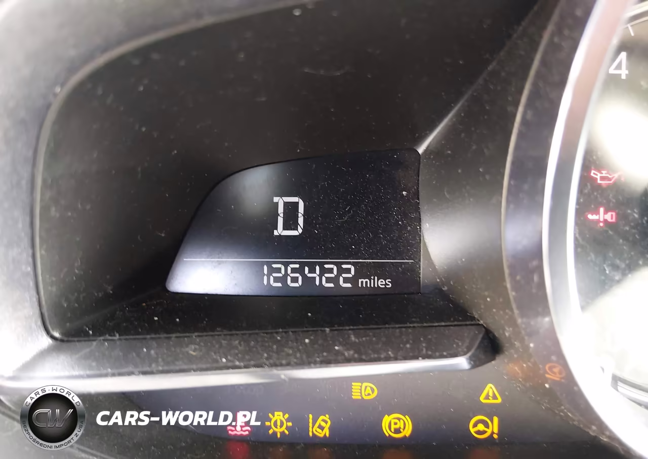 2018 Mazda Mazda3 Grand Touring VIN:3MZBN1M31JM217394 - 7
