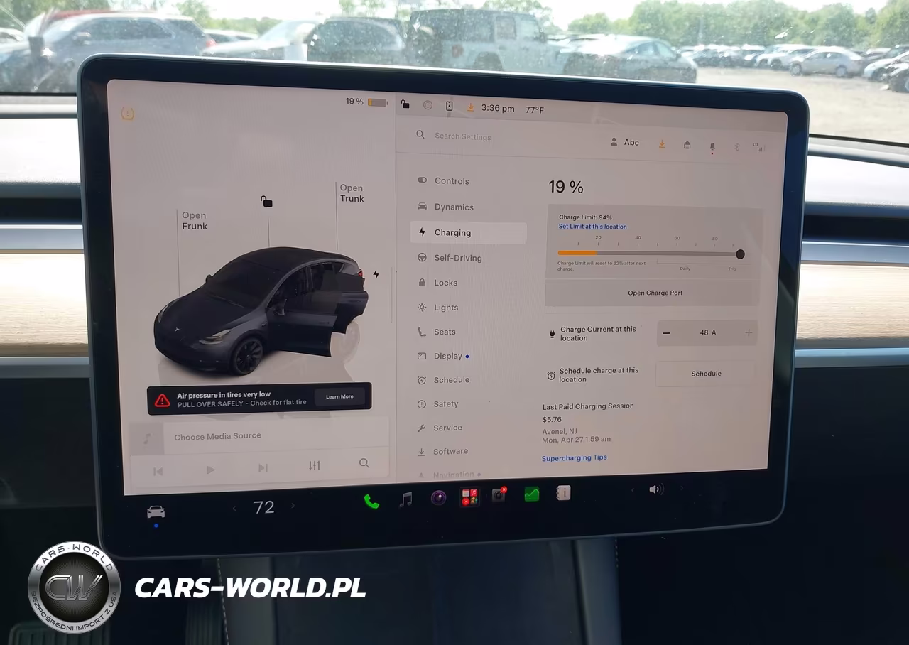 2022 Tesla Model Y Long Range Dual Motor All-Wheel Drive VIN:7SAYGDEEXNA009372 - 17