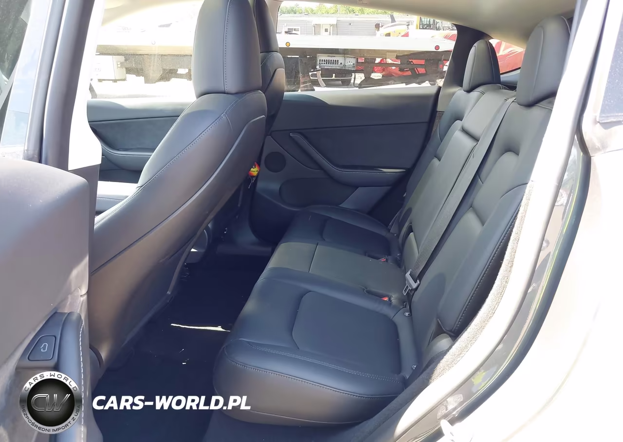 2022 Tesla Model Y Long Range Dual Motor All-Wheel Drive VIN:7SAYGDEEXNA009372 - 8