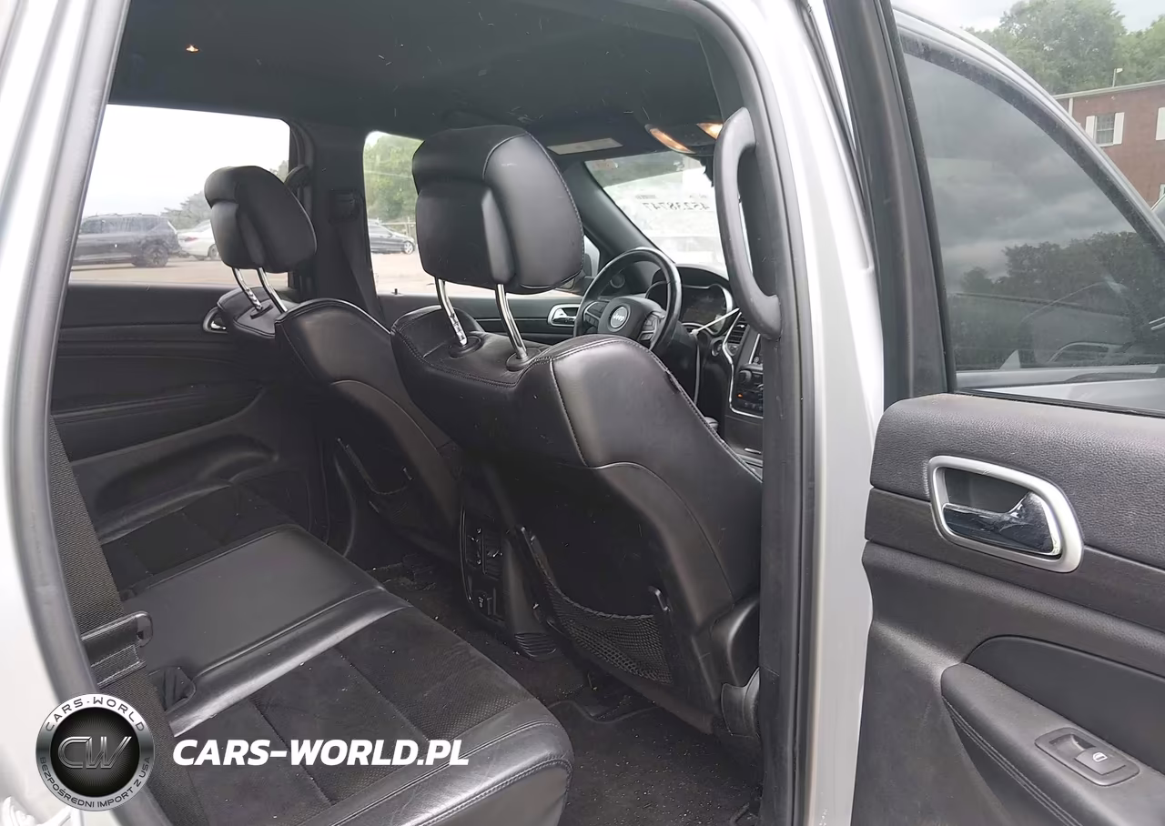 2018 Jeep Grand Cherokee Altitude 4X4 VIN:1C4RJFAG0JC119475 - 8