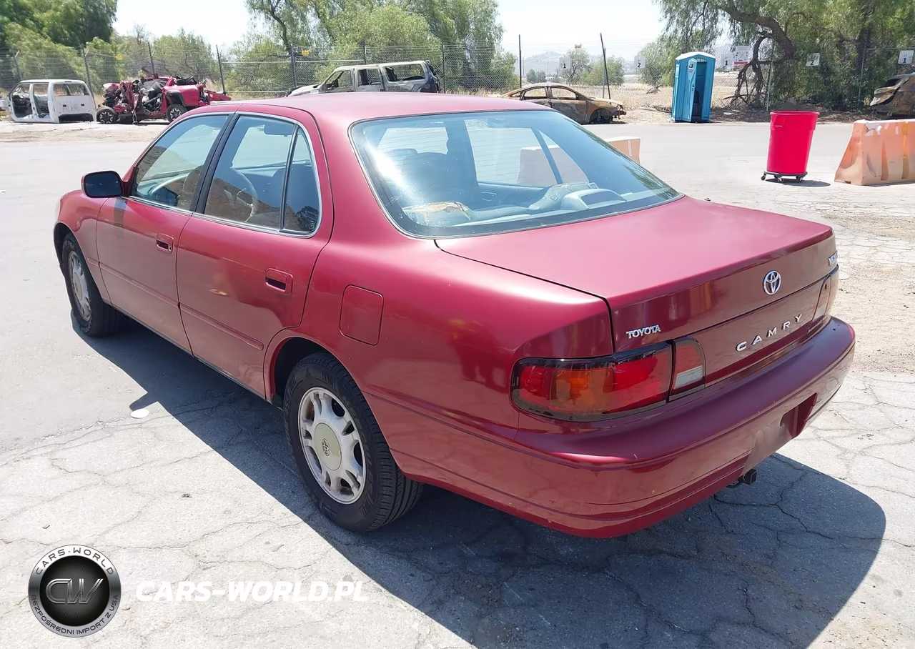 1995 Toyota Camry Xle VIN:JT2GK13E4S0099875 - 3