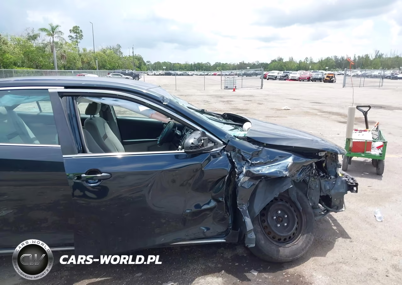 2012 Toyota Camry Le VIN:4T1BF1FK8CU071848 - 14