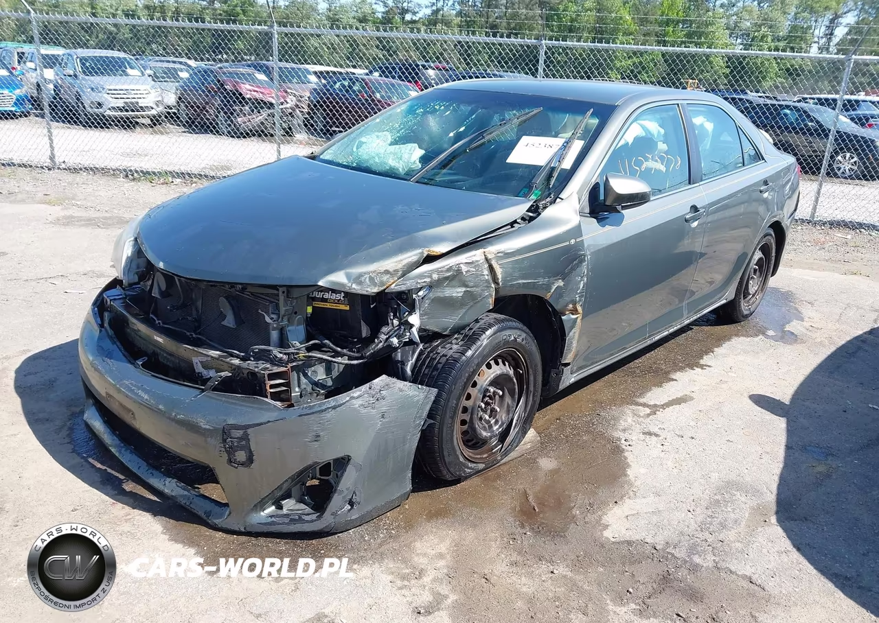 2014 Toyota Camry Le VIN:4T4BF1FK2ER438140 - 2