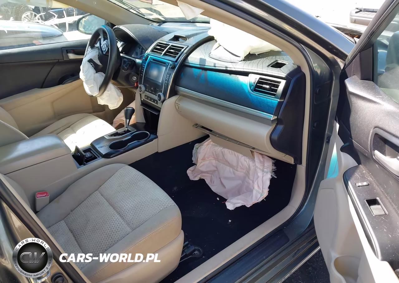 2014 Toyota Camry Le VIN:4T4BF1FK2ER438140 - 5