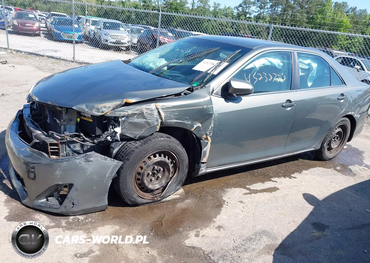 2014 Toyota Camry Le VIN:4T4BF1FK2ER438140 - 6
