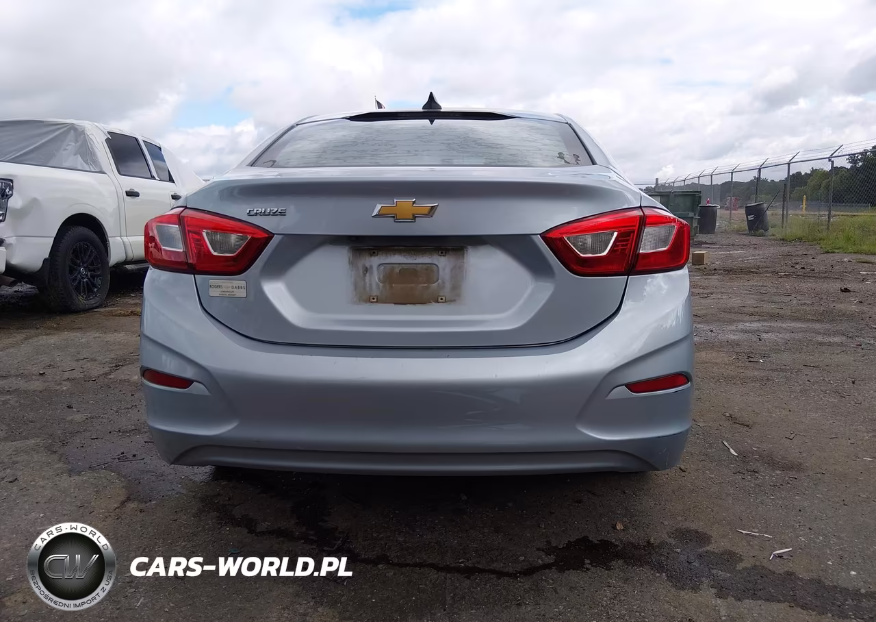2018 Chevrolet Cruze Ls Auto VIN:1G1BC5SM3J7151171 - 17