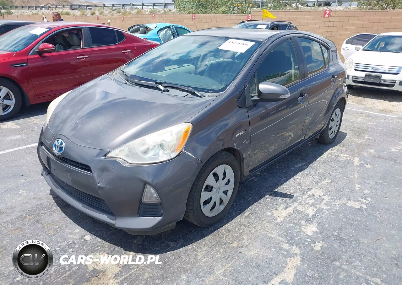 2012 Toyota Prius C Two VIN:JTDKDTB35C1526841 - 2