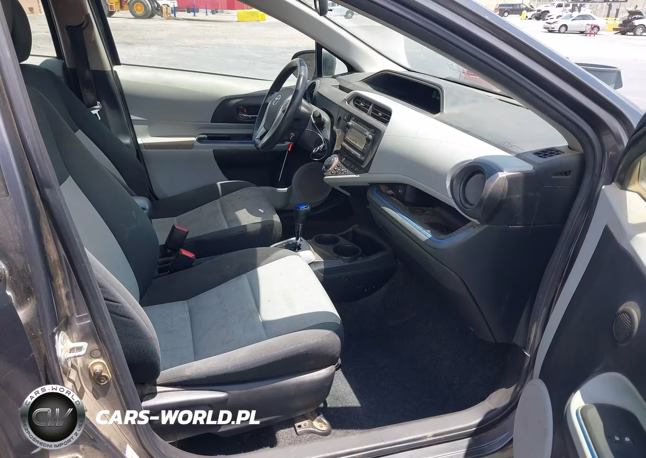 2012 Toyota Prius C Two VIN:JTDKDTB35C1526841 - 5