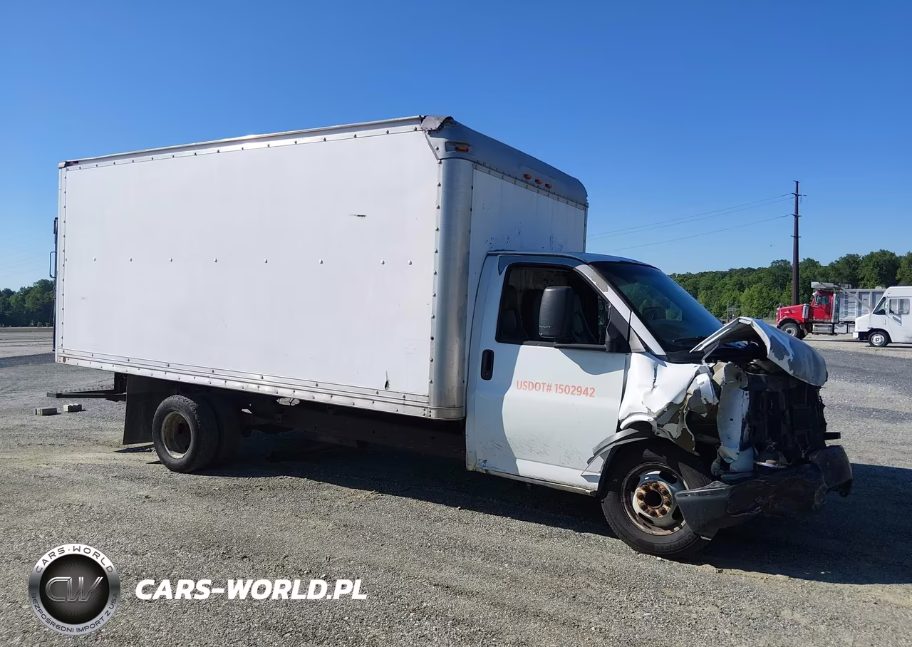 2008 GMC Savana G3500 VIN:1GDJG31C881908322 - 13