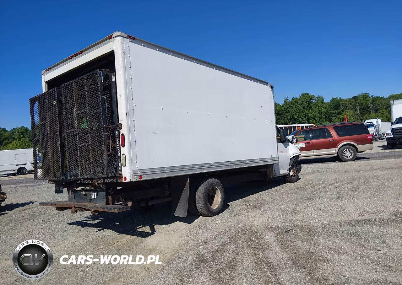 2008 GMC Savana G3500 VIN:1GDJG31C881908322 - 4