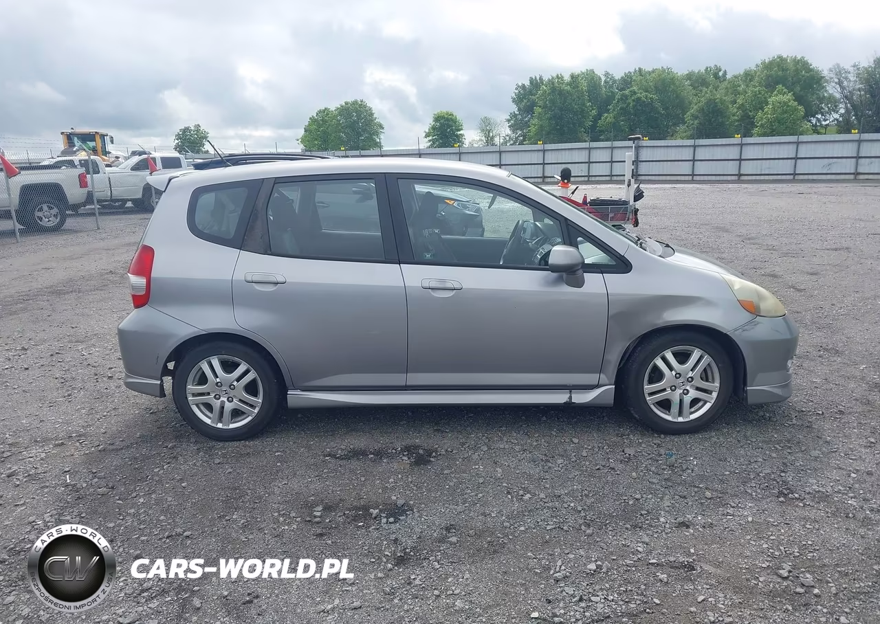 2008 Honda Fit Sport VIN:JHMGD38658S058620 - 13