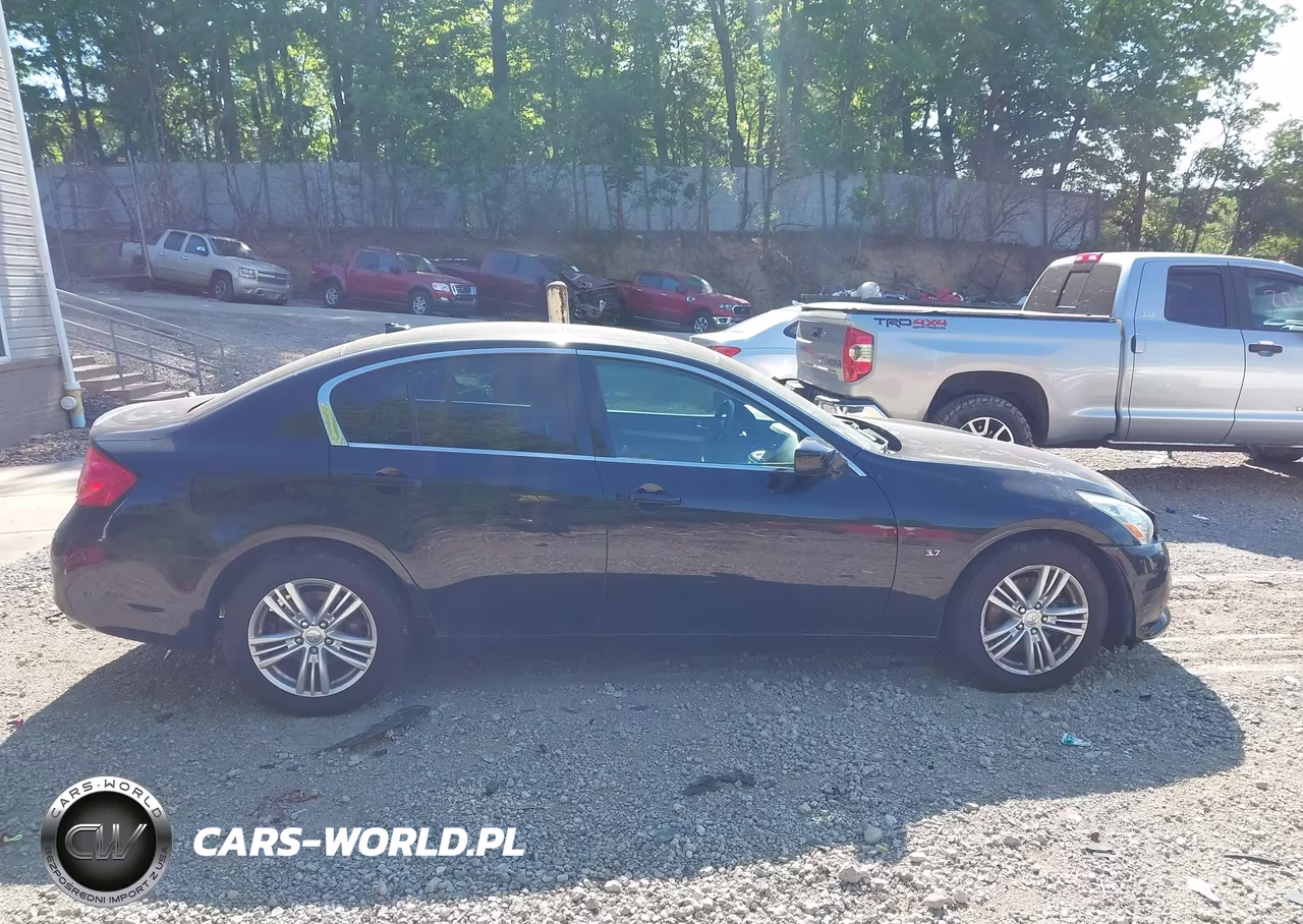 2015 Infiniti Q40 VIN:JN1CV6AR7FM650625 - 13