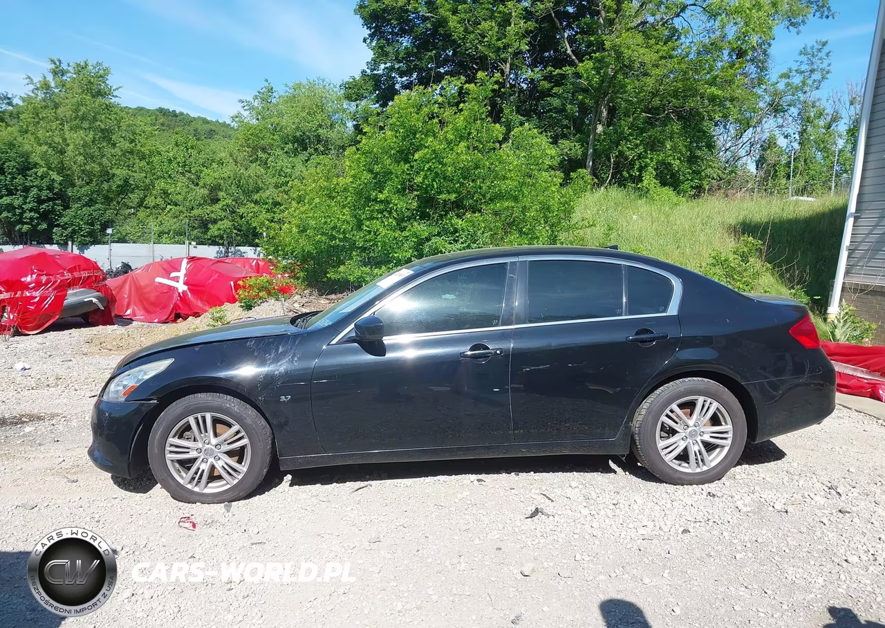 2015 Infiniti Q40 VIN:JN1CV6AR7FM650625 - 14