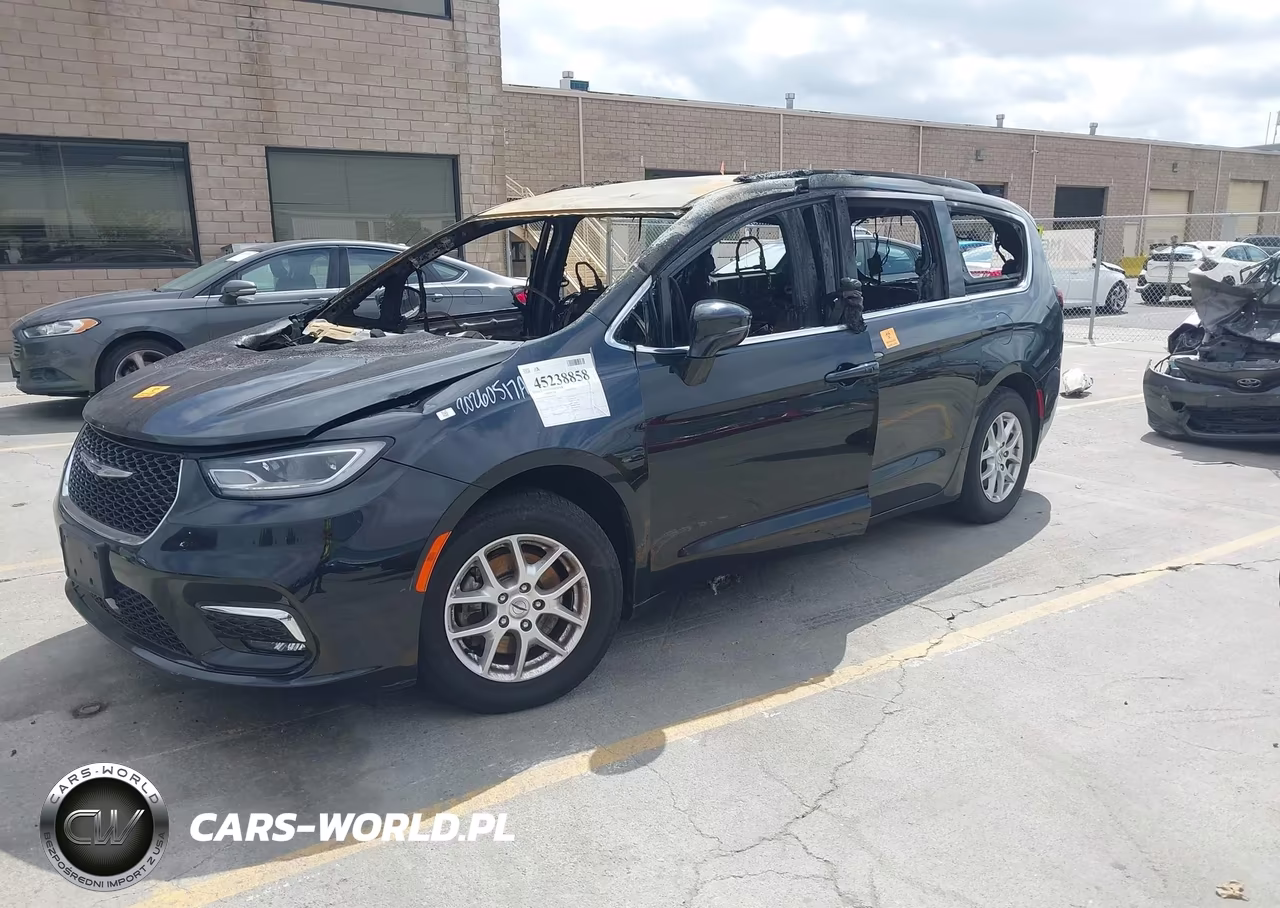 2022 Chrysler Pacifica Touring L VIN:2C4RC1BG8NR190934 - 2
