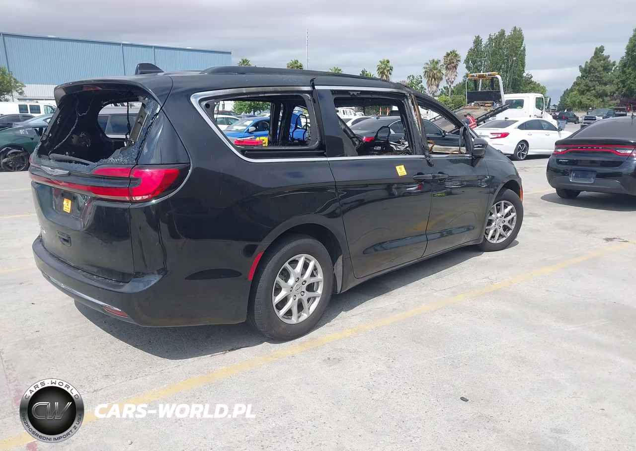 2022 Chrysler Pacifica Touring L VIN:2C4RC1BG8NR190934 - 4