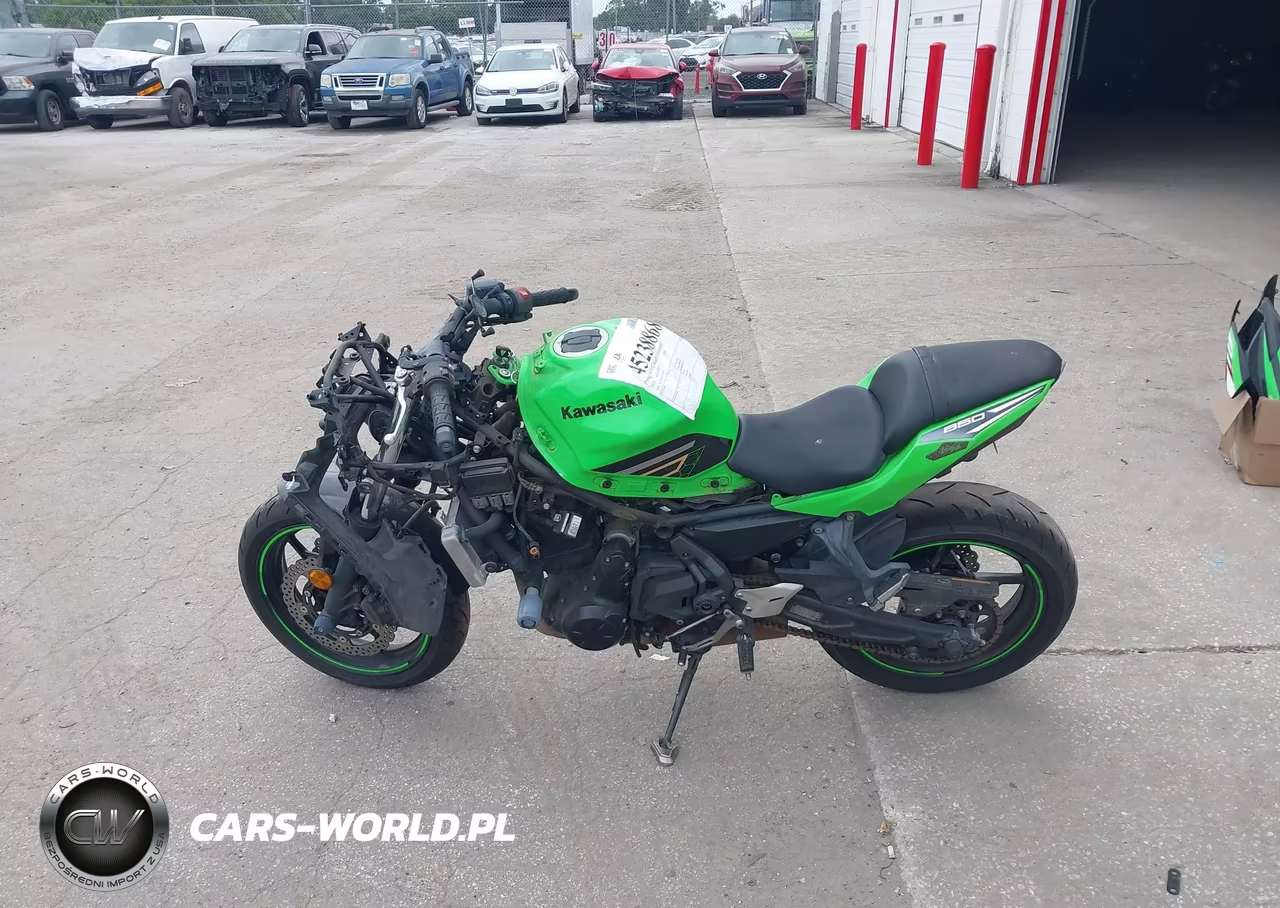 2020 Kawasaki Ex650 N VIN:ML5EXEN1XLDA19696 - 14