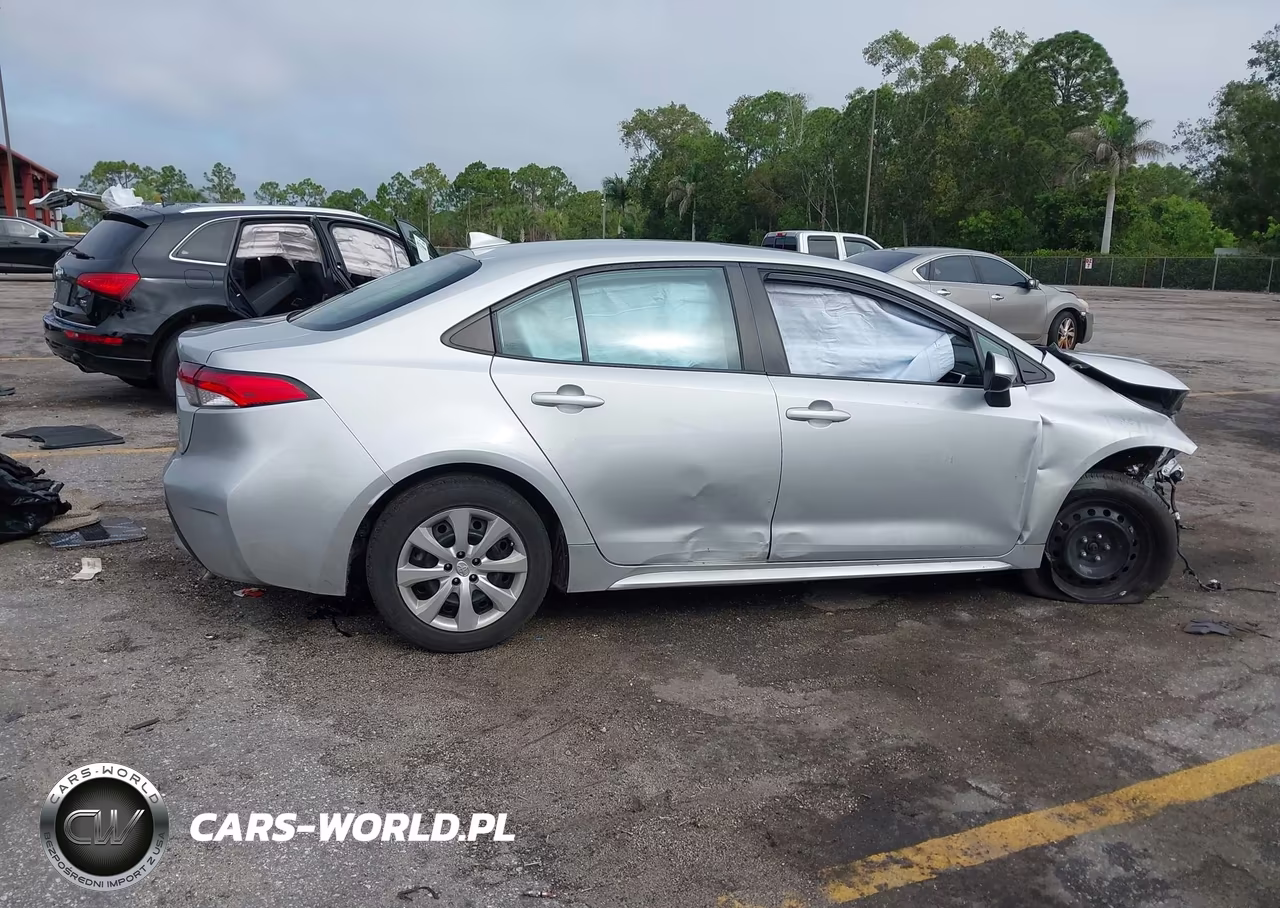 2022 Toyota Corolla Le VIN:5YFEPMAE7NP352153 - 12