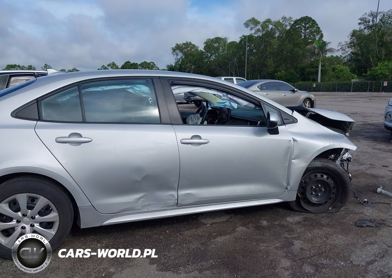2022 Toyota Corolla Le VIN:5YFEPMAE7NP352153 - 19