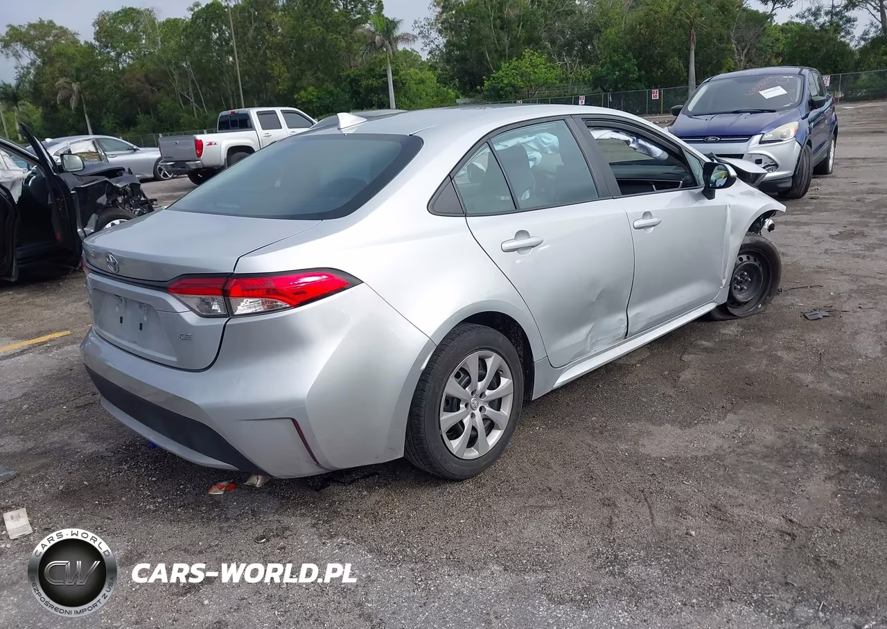2022 Toyota Corolla Le VIN:5YFEPMAE7NP352153 - 4