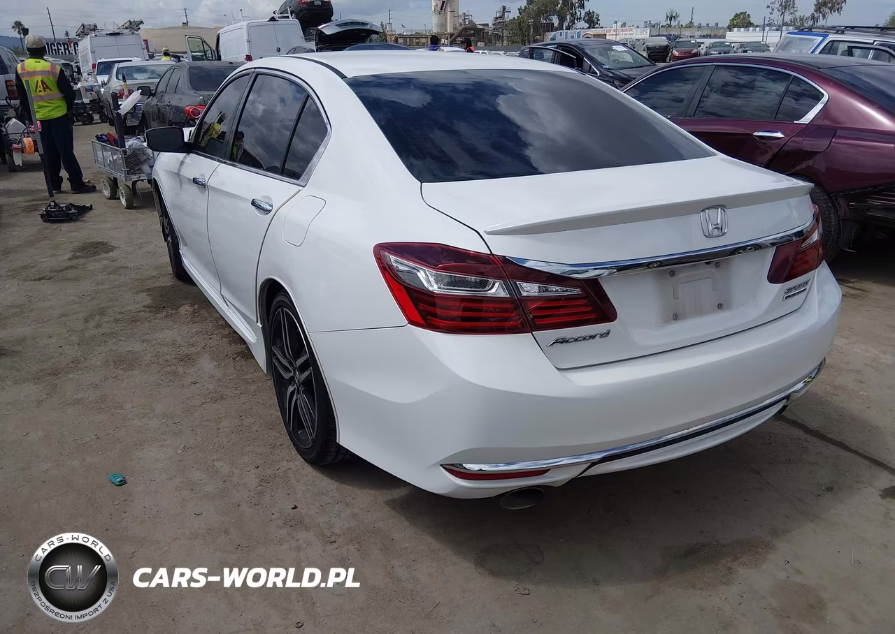 2017 Honda Accord Sport Se VIN:1HGCR2F13HA059033 - 3