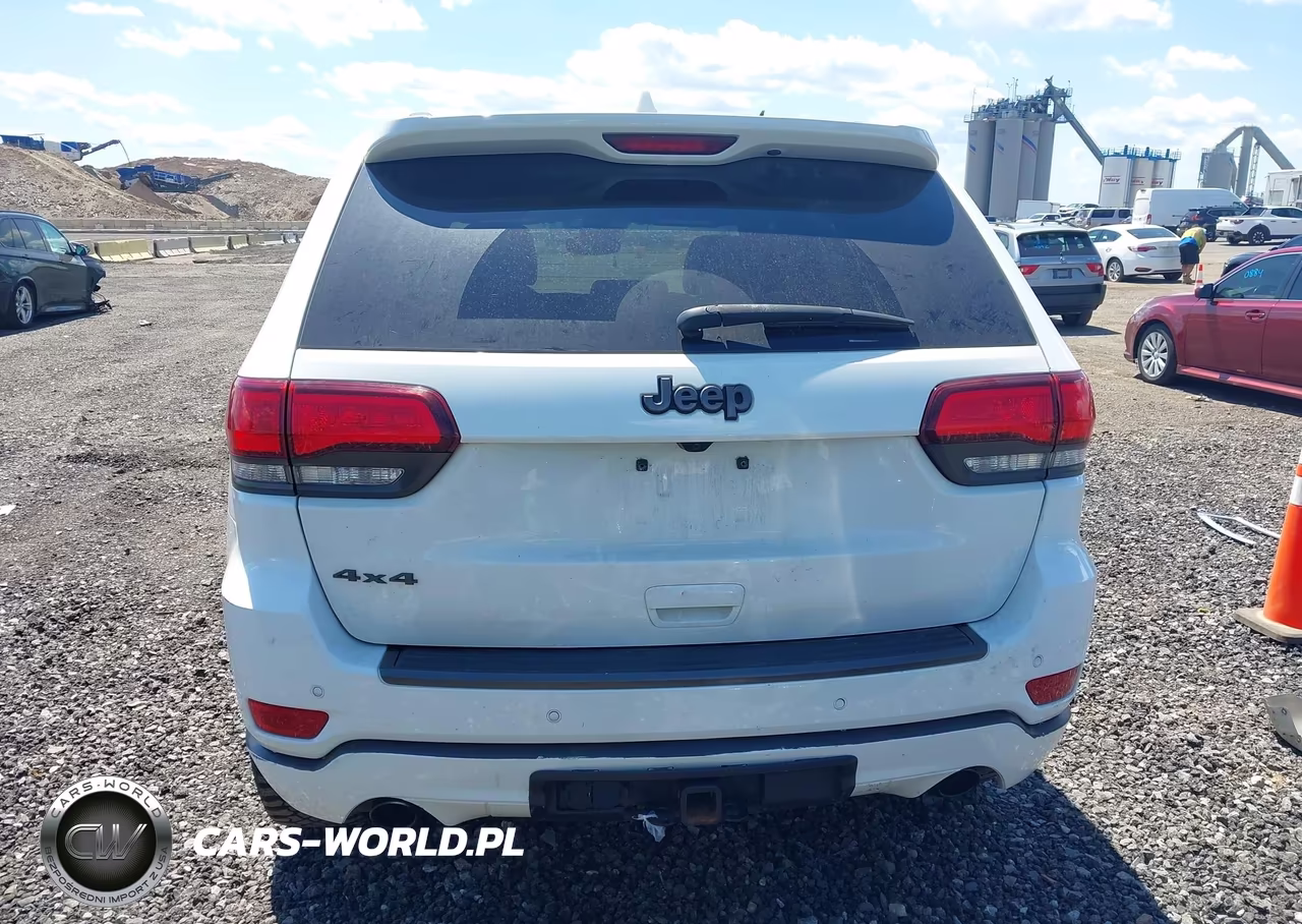 2018 Jeep Grand Cherokee High Altitude 4X4 VIN:1C4RJFCG4JC326996 - 16
