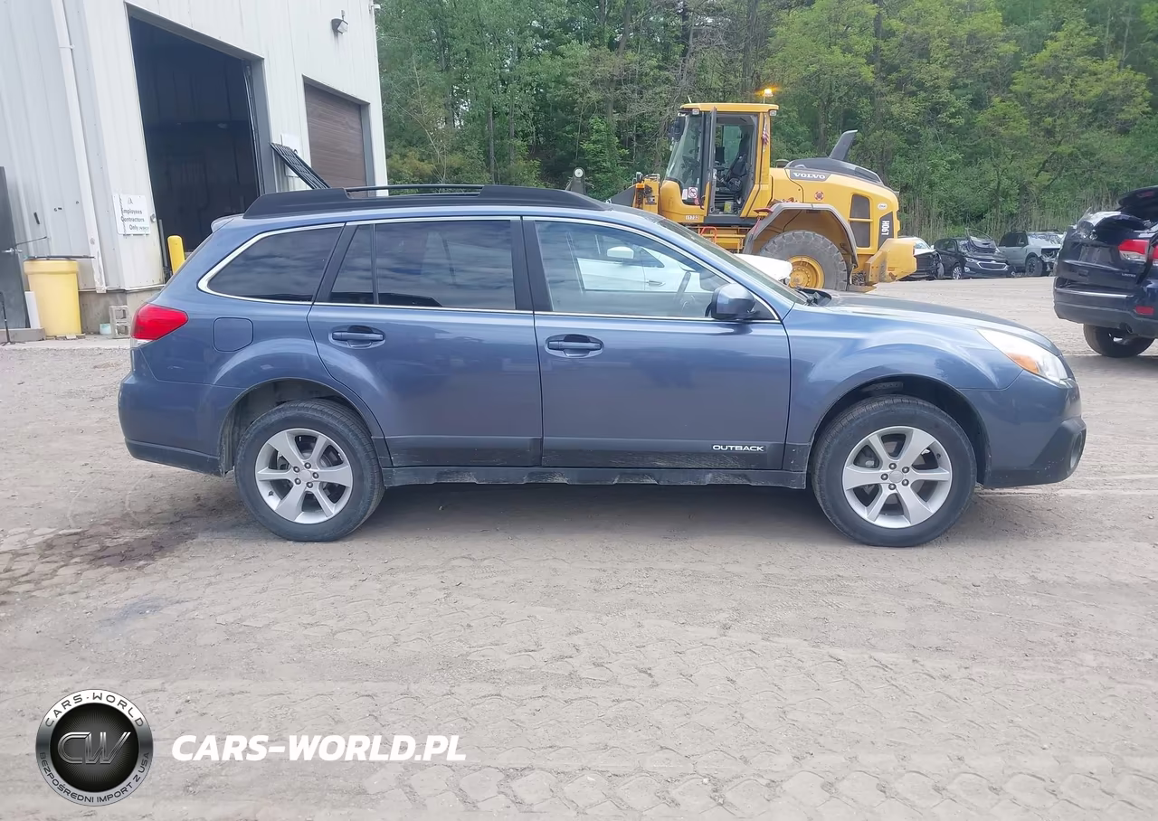 2014 Subaru Outback 2.5I Premium VIN:4S4BRBCC1E3280836 - 14