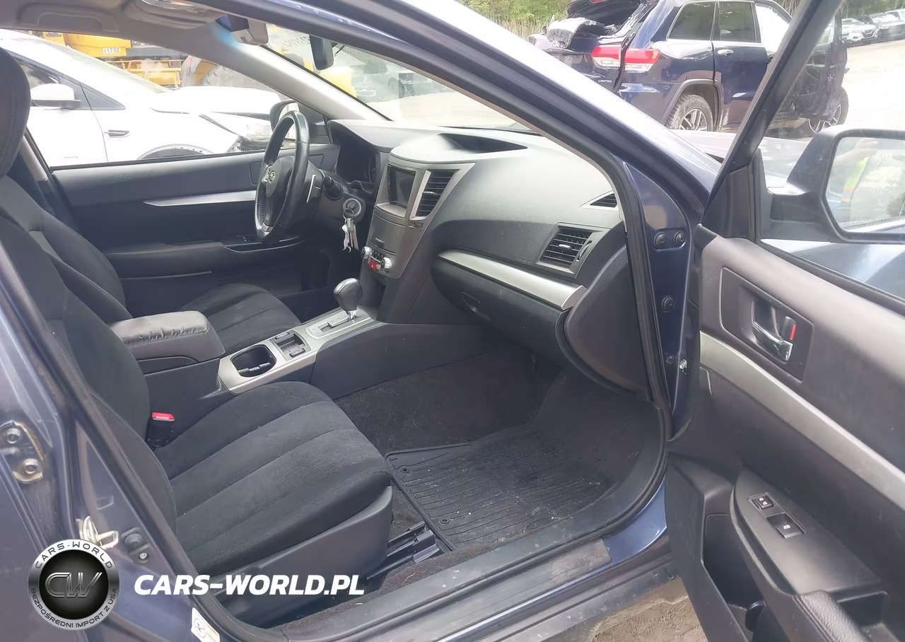 2014 Subaru Outback 2.5I Premium VIN:4S4BRBCC1E3280836 - 5