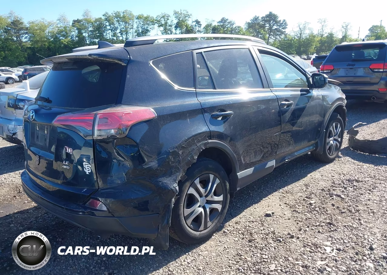 2018 Toyota Rav4 Le VIN:2T3BFREVXJW770235 - 4