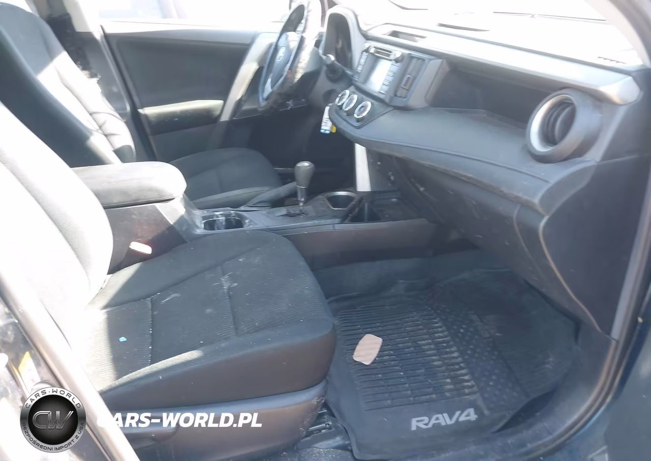 2018 Toyota Rav4 Le VIN:2T3BFREVXJW770235 - 5