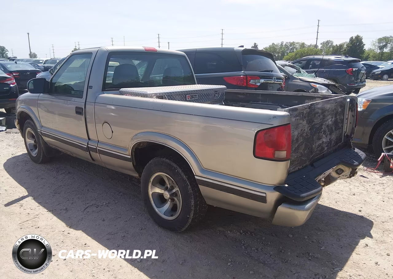1998 Chevrolet S-10 Ls Fleetside VIN:1GCCS1448W8254009 - 3
