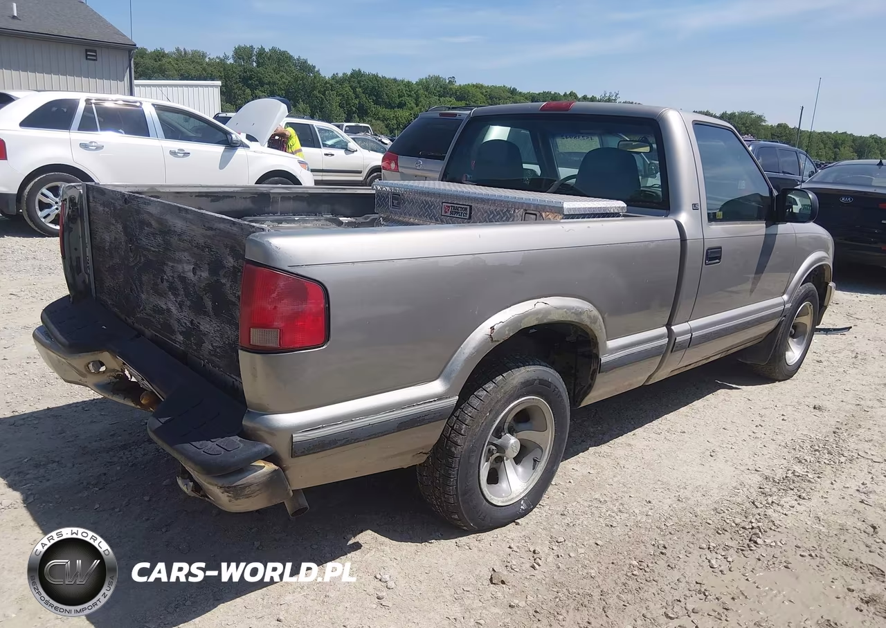 1998 Chevrolet S-10 Ls Fleetside VIN:1GCCS1448W8254009 - 4