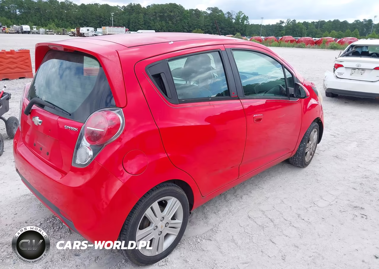 2013 Chevrolet Spark Ls Manual VIN:KL8CA6S93DC584139 - 4