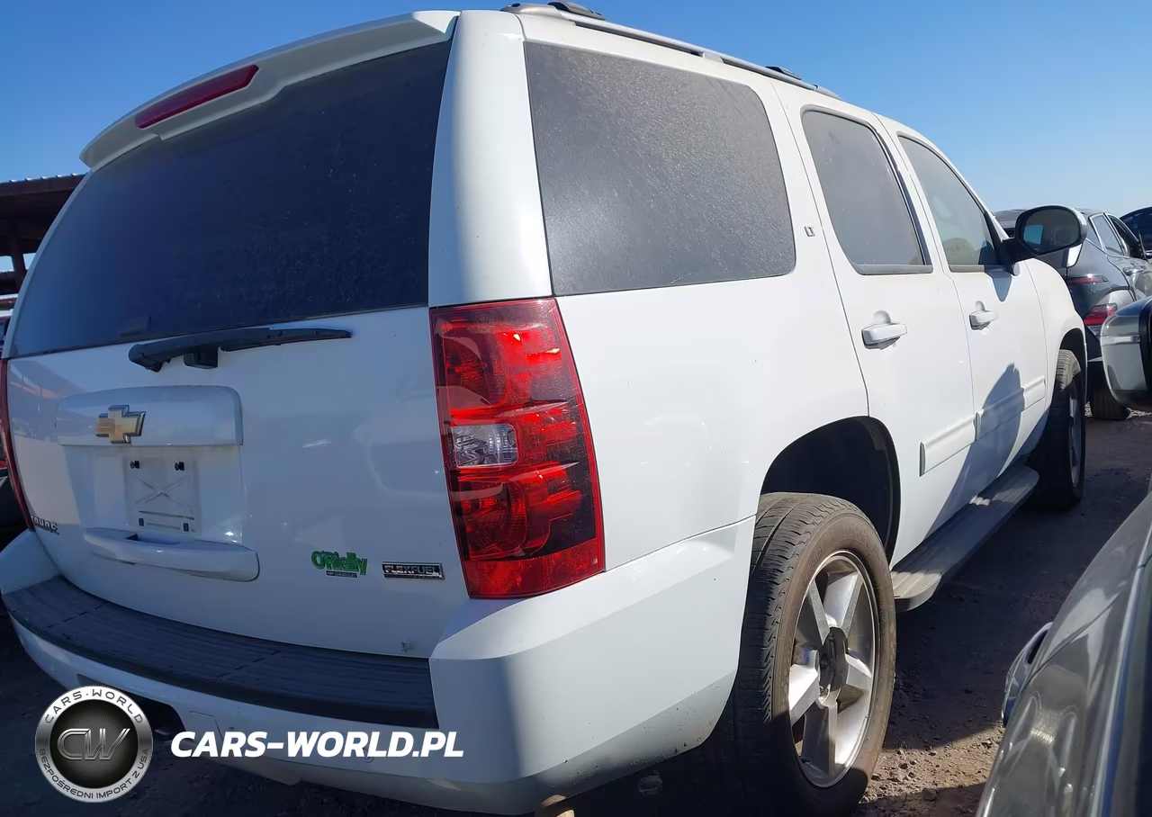 2011 Chevrolet Tahoe Lt VIN:1GNSCBE00BR402210 - 4