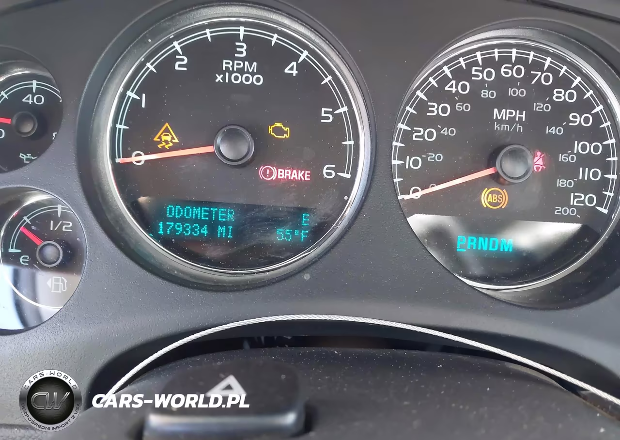 2011 Chevrolet Tahoe Lt VIN:1GNSCBE00BR402210 - 7