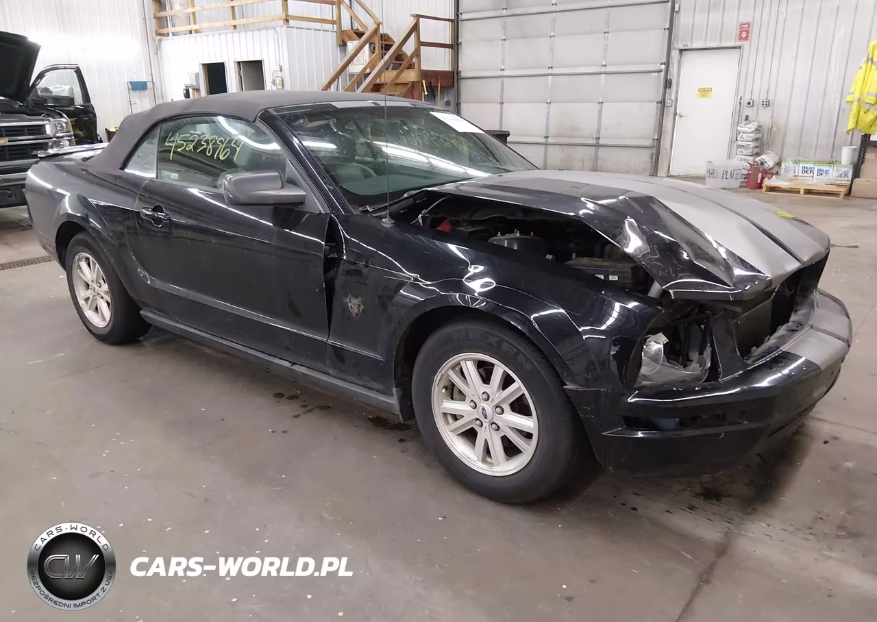 2009 Ford Mustang V6-V6 Premium