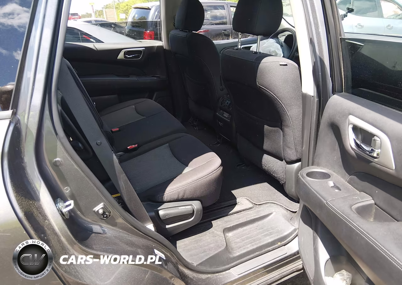 2019 Nissan Pathfinder S VIN:5N1DR2MMXKC641640 - 8